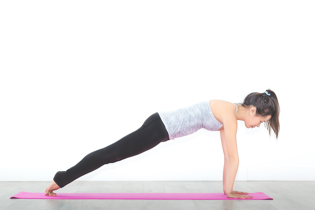 Plank exercise at home for weight loss